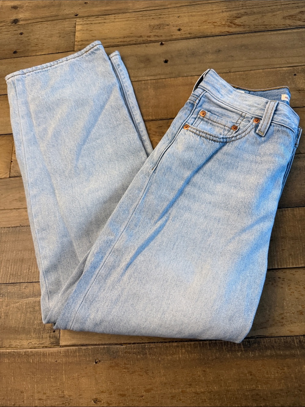 Levi’s Ribcage Straight Ankle Jean